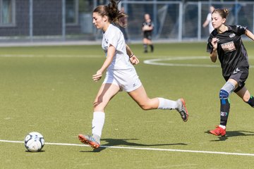 Bild 13 - wBJ Alstertal-Langenhorn - SV Henstedt-Ulzburg : Ergebnis: 4:1